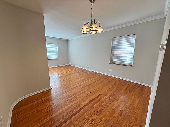 5th image of 7361 Pershing Ave #2