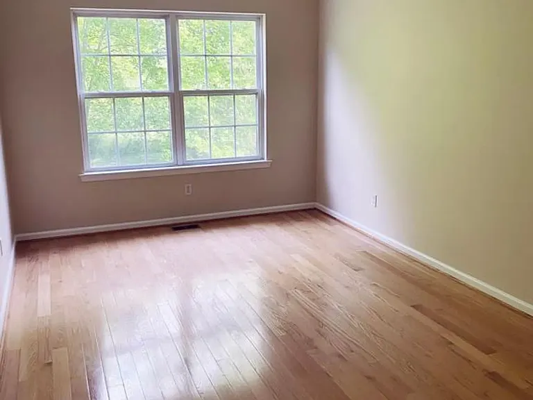 3343 Woodland Cir #47 — Photo 9