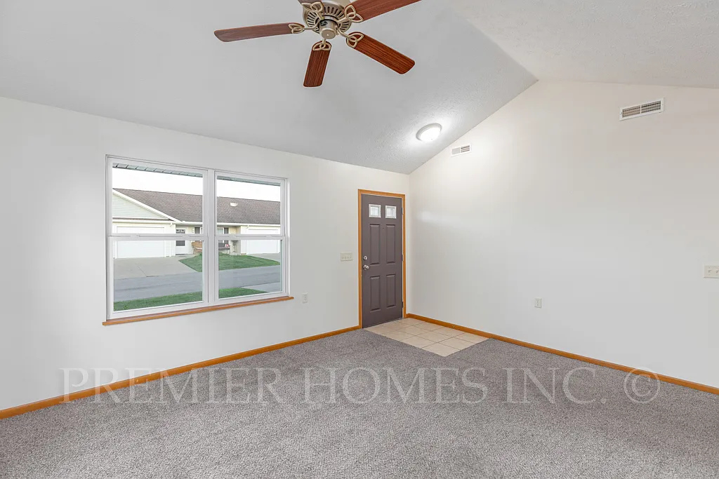 2 bed, $1,295 — Photo 3