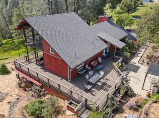 15553 Middletown Park Dr, Redding, CA 96001