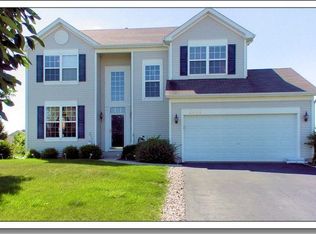 2469 Sir Barton Ln, Montgomery, IL 60538