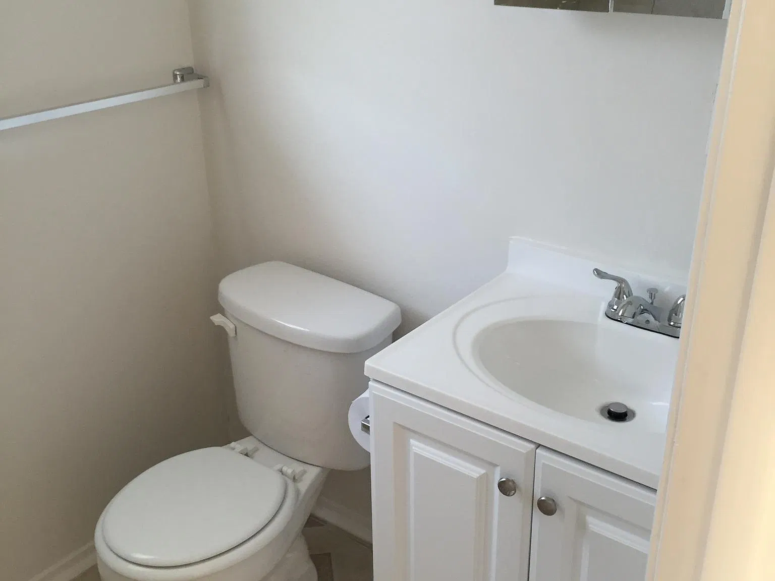 4012 Holiday Dr — Photo 3