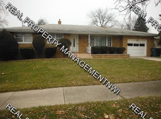 238 W 56th Pl, Merrillville, IN 46410