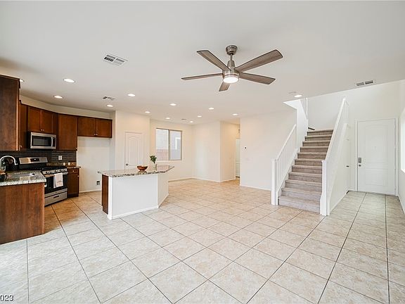 2nd image of 9607 Gray Cap St
