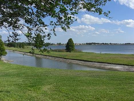3rd image of 112 Laurel Cove Way