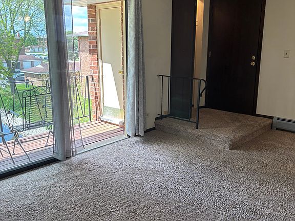 3rd image of 15734 Lake Dr #Oak