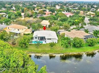 4815 Kensington Cir, Coral Springs, FL 33076