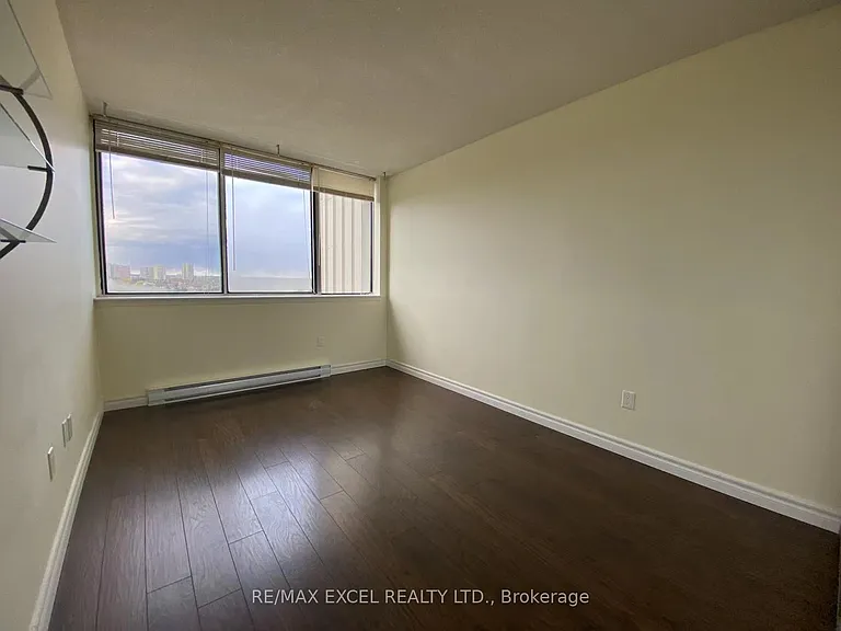 2500 Bridletowne Cir #907 — Photo 29