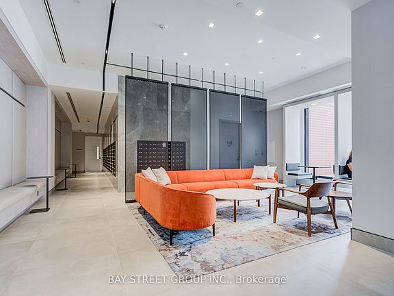 4th image of 609 Sherbourne St #4001