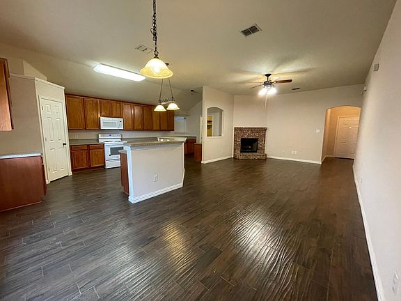 2nd image of 3921 Big Thicket Dr