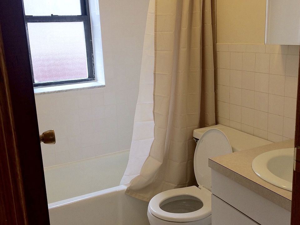 1st image of 32-44 31st St #3H