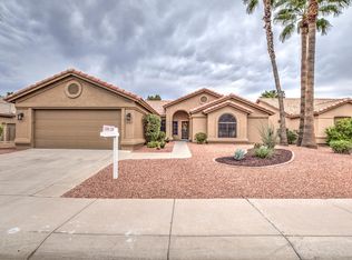5763 S Amberwood Dr, Chandler, AZ 85248