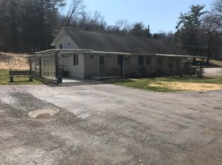 926 Laurel St, Jim Thorpe, PA 18229