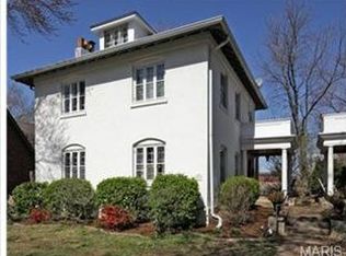 4059 Flora Pl, Saint Louis, MO 63110