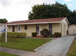 7603 SW 9th St, North Lauderdale, FL 33068