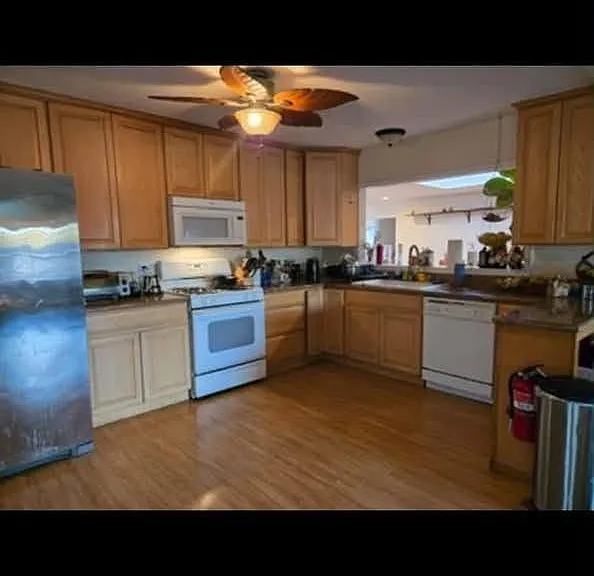 252 Brookside Ave — Photo 3