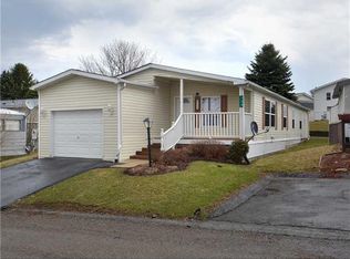 124 Larchwood Dr, Delmont, PA 15626