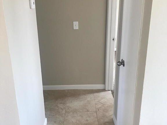 5th image of 2348 N 58th Ln