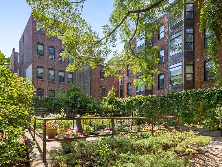 3 Belgravia Pl — Photo 28