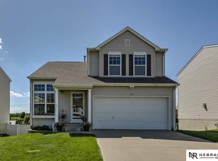 8810 N 155th St, Bennington, NE 68007