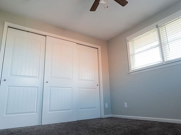 3rd image of 1540 & 1546 W Tiffany Dr #1540-B