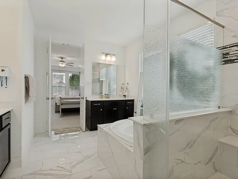 1601 Rain Lily St — Photo 8