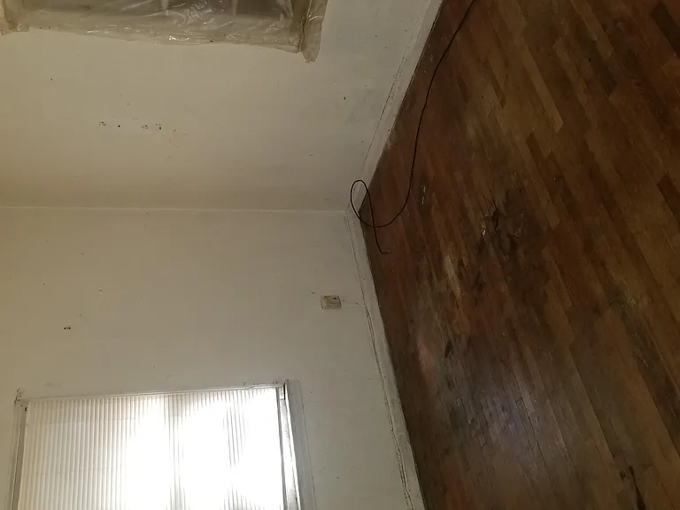 101 W Union St — Photo 22