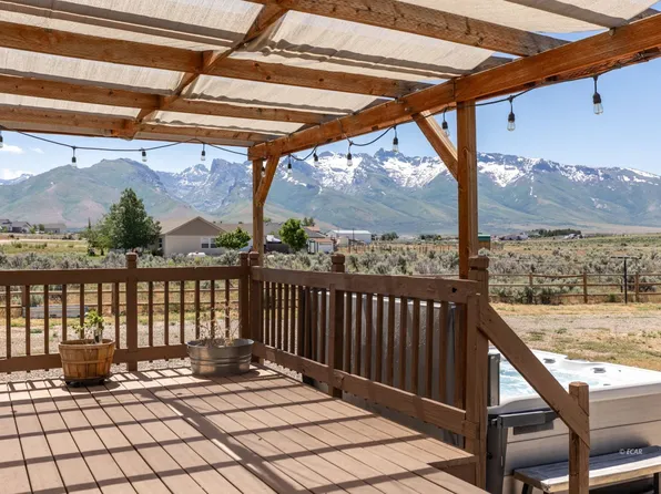 709 Aesop Dr, Spring Creek, NV 89815