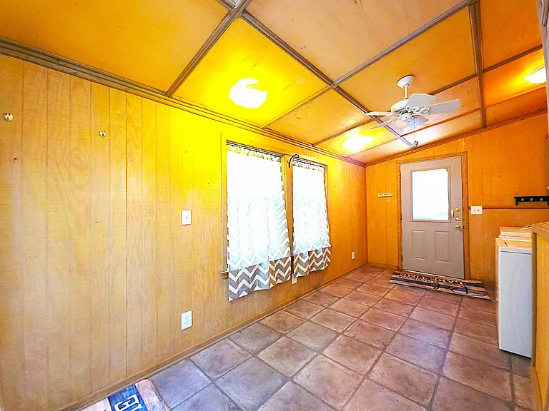 19934 Channel View Dr — Photo 11