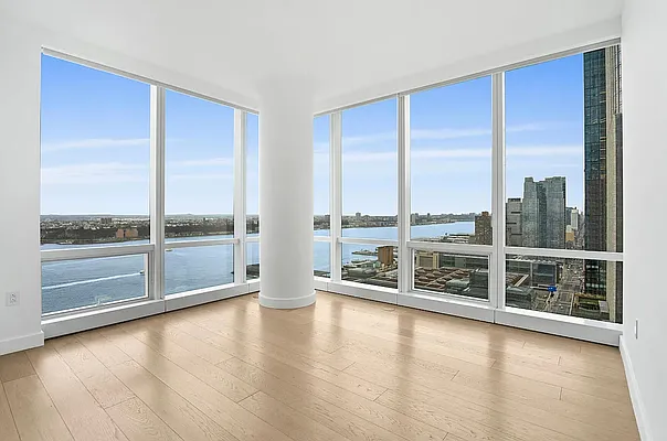 Rented by Christie's International Real Estate Group, LLC | media 30