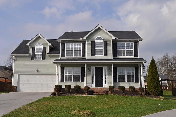 1st image of 4924 Creekrock Ln