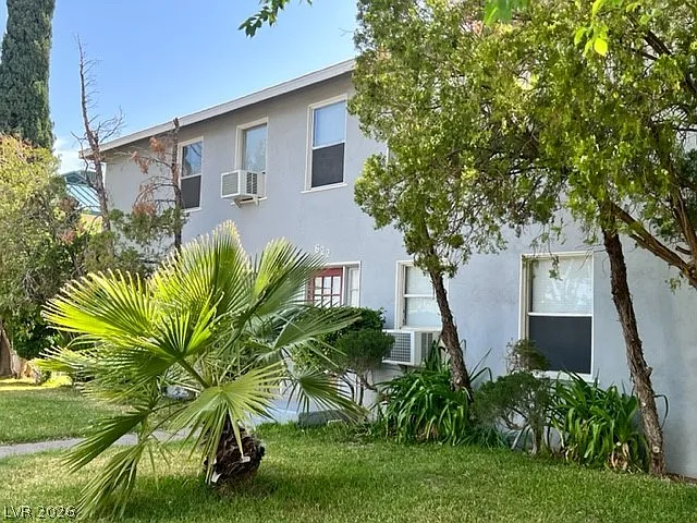 616 B Ave #D — Photo 1