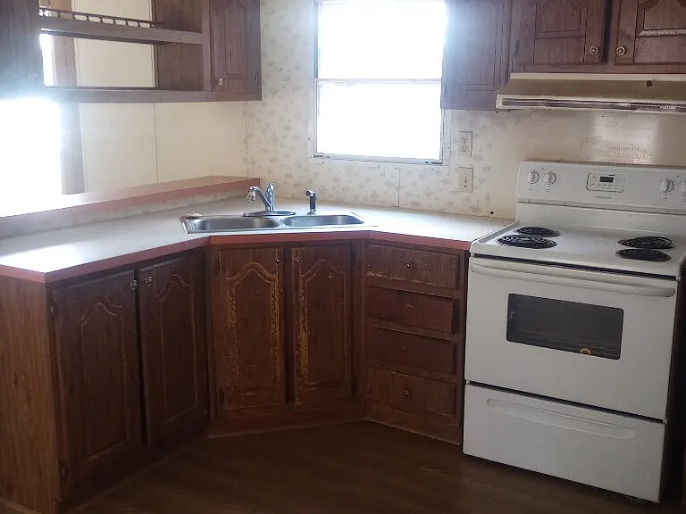305 Clemson Ave #C — Photo 9