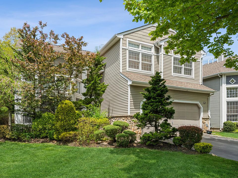 1st image of 132 Sagamore Dr #132