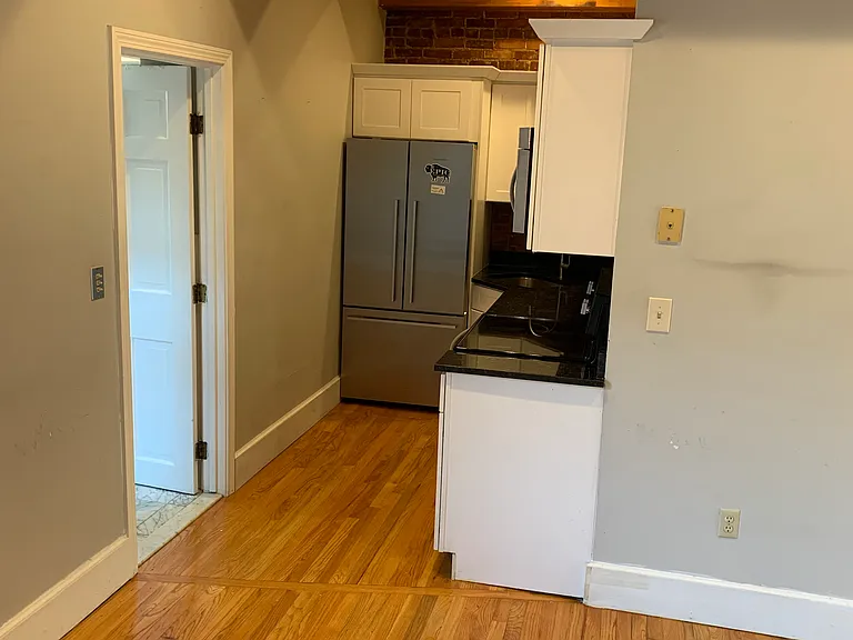 37 Sheafe St #1 — Photo 2