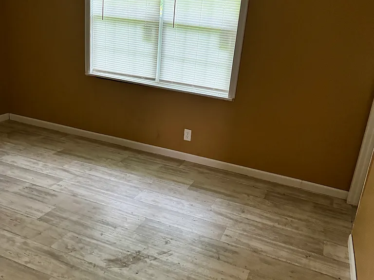 307 Greenwood Dr — Photo 11