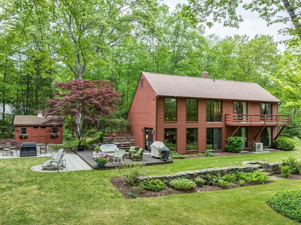 31 Philip Drive, Mansfield, CT 06268