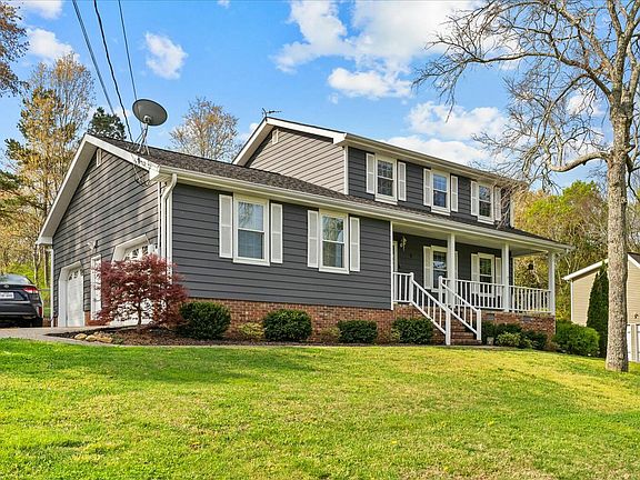 4th image of 641 Lee Dr