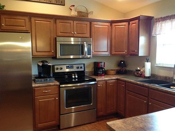 4th image of 605 Meadowview Ct