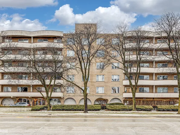6400 N Cicero Ave APT 403, Lincolnwood, IL 60712
