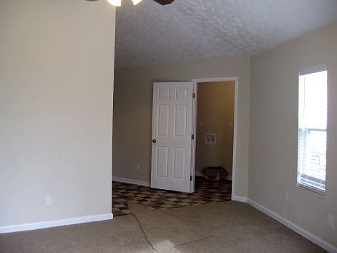 vaulted grt rm bdrm1