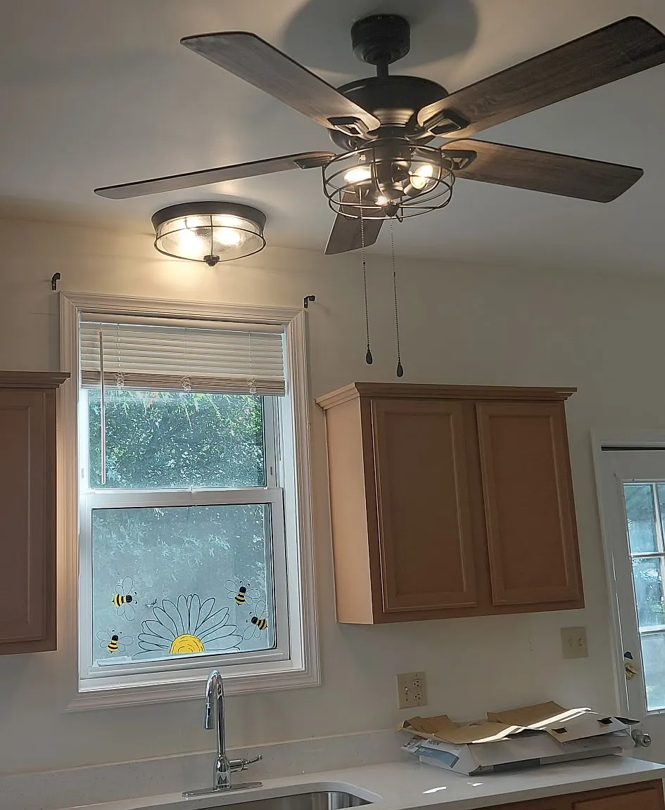 102 Delaware Ave — Photo 2