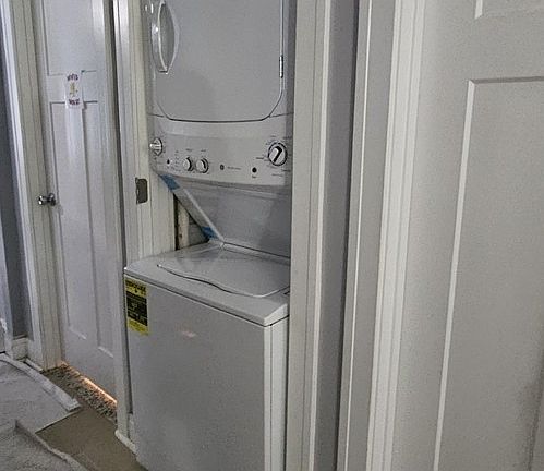 4th image of 5537 W 63rd Pl