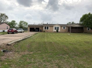 2010 E Winchester St, Wichita, KS 67216