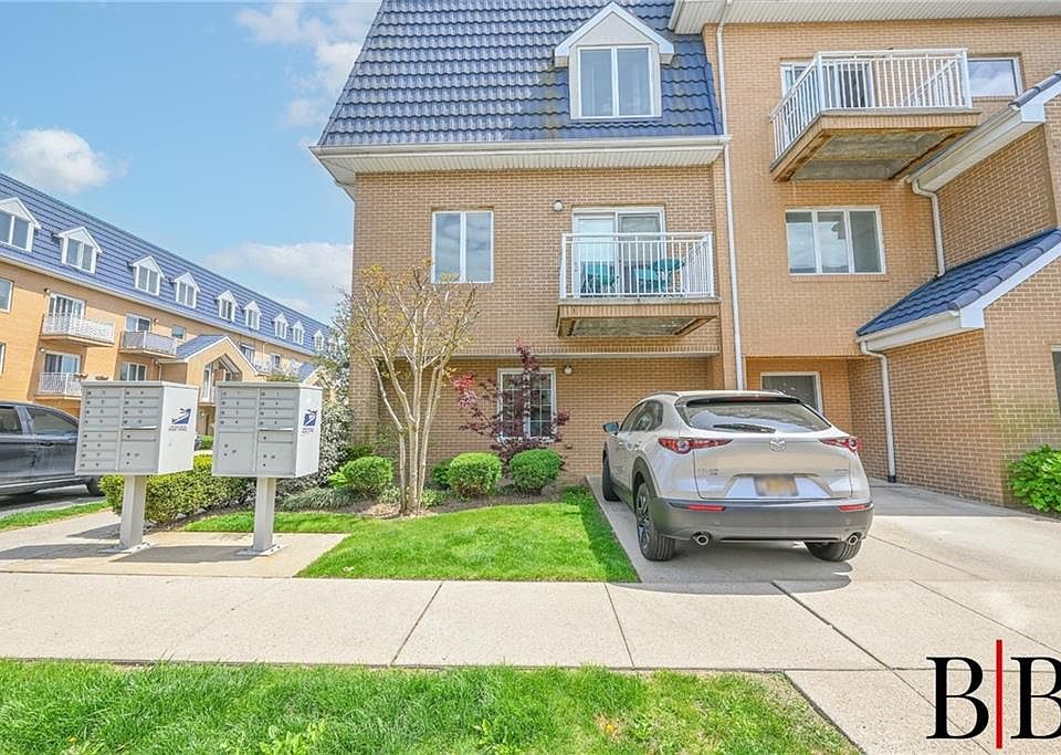 1st image of 1523 Royce St #2I