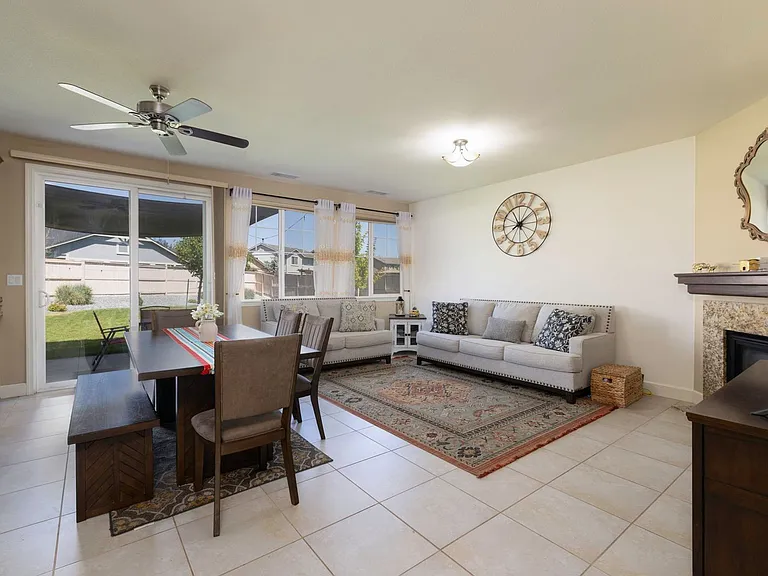 10687 Walton Park Dr — Photo 6