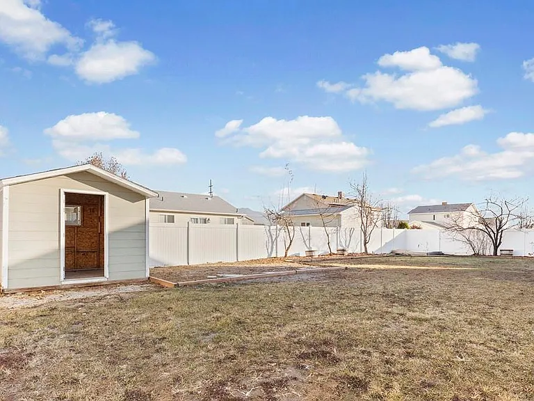 3711 S Queenspointe Ln — Photo 16