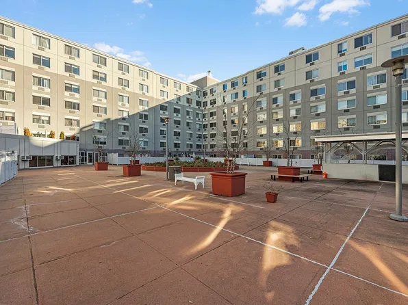 300 W 145th St APT 1K, New York, NY 10039