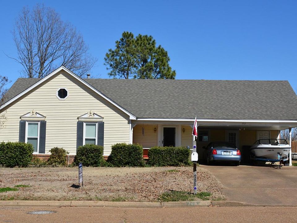 1st image of 752 White Ash Dr