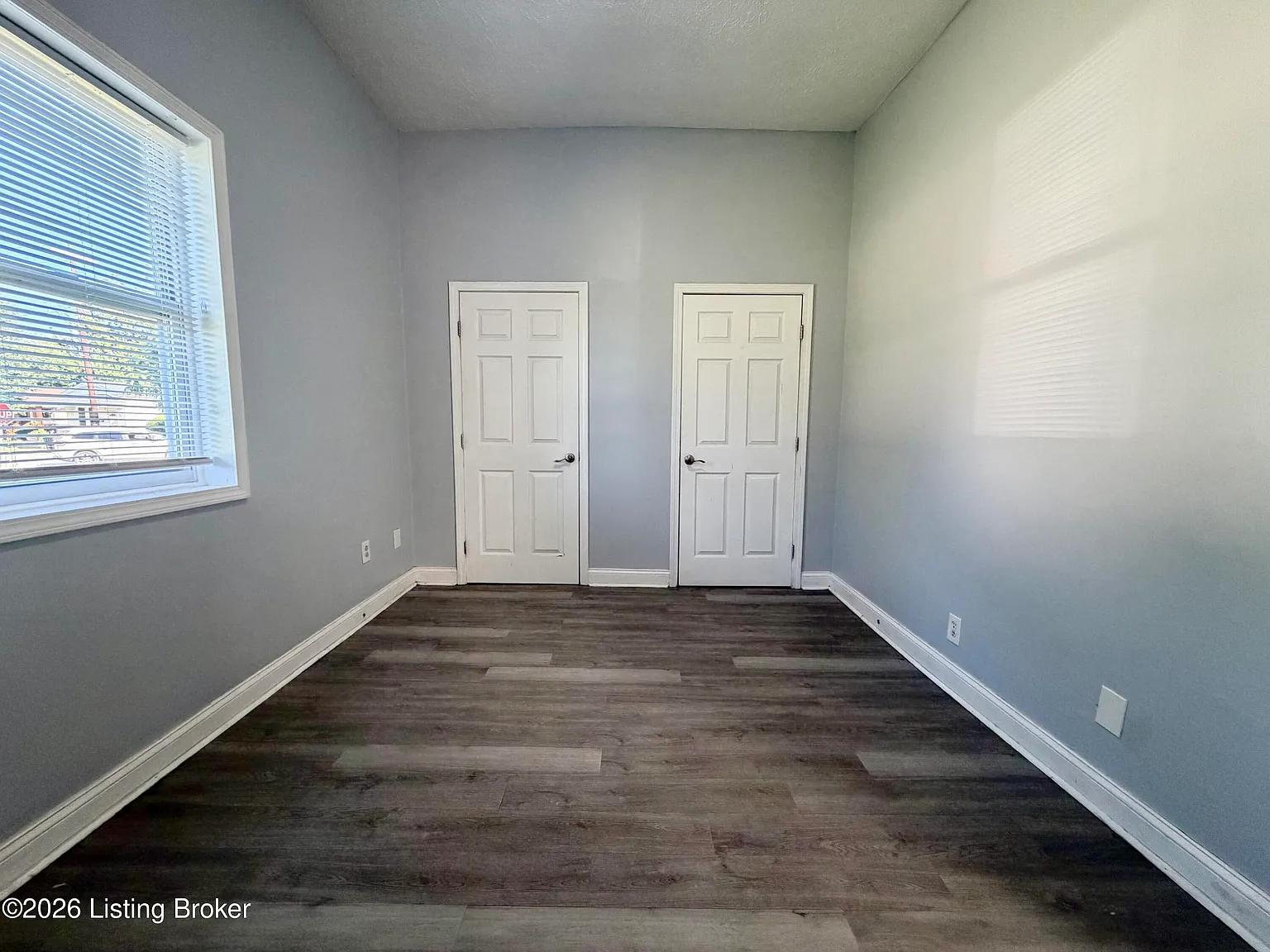 3 bed, 1.0 bath, 1100 sqft, $995 — Photo 4